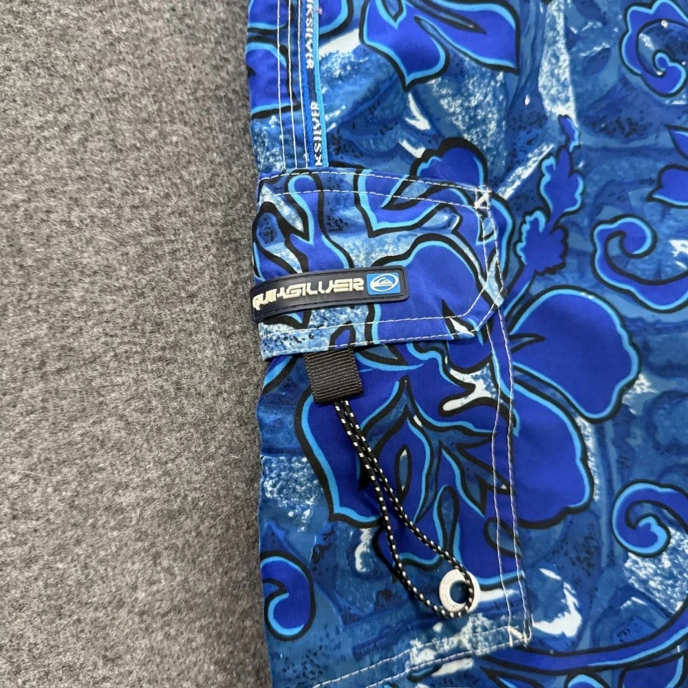 Vintage Quiksilver Board Shorts Mens 33 Blue Good Floral Hibiscus Cargo Surf